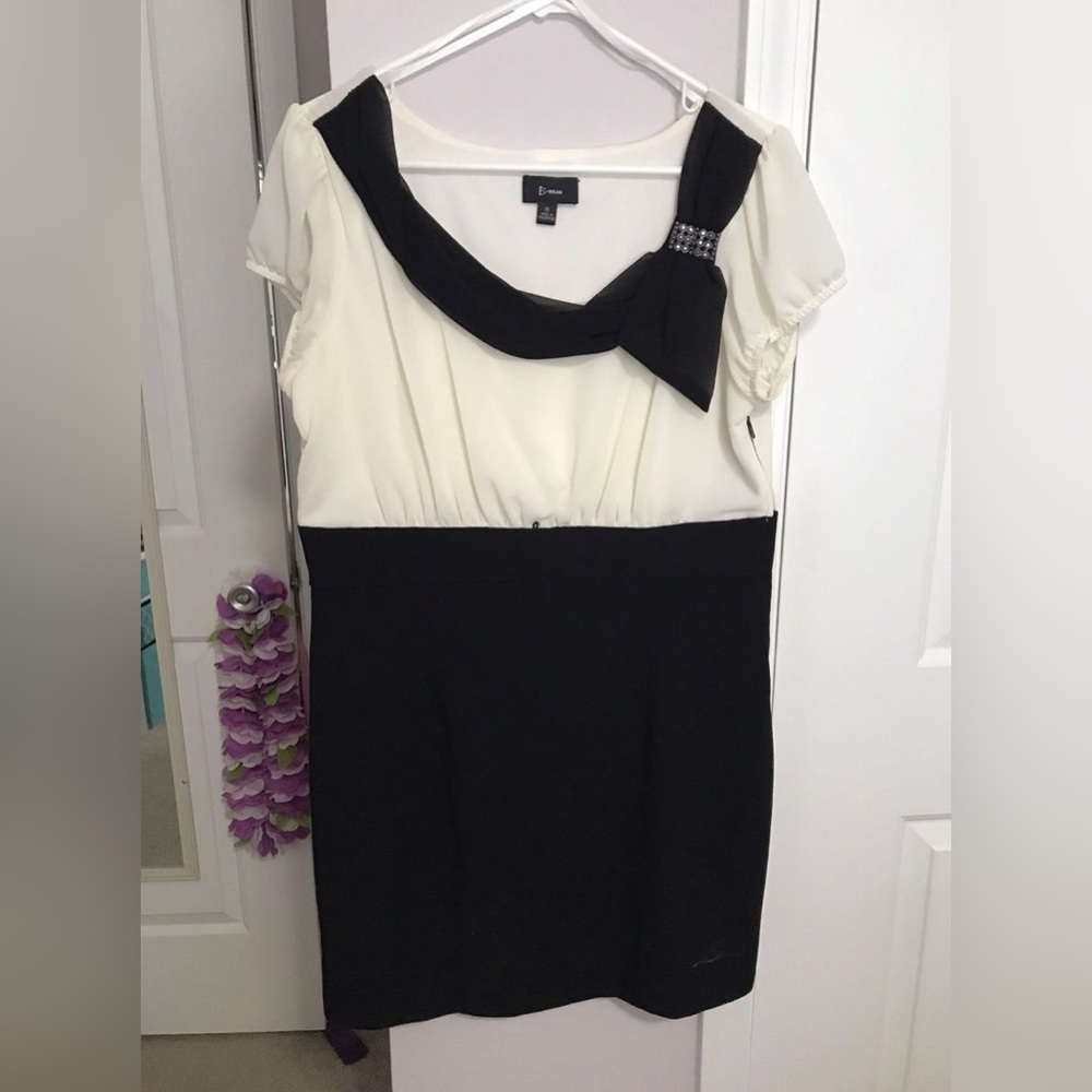 B Wear dress formal, black and white, juniors dress